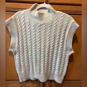 Cupcakes and Cashmere Women's Cozy Cable Knit Sweater - Cream. Size: S